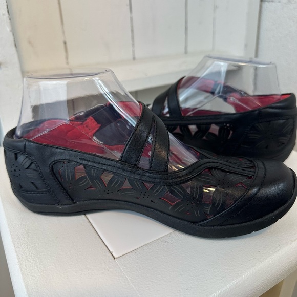 Baretraps Sandals Sneakers Shoes Women’s size 6.5 Farra Baretraos Black Velcro - Picture 7 of 12